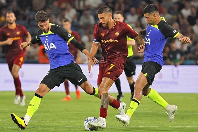 Màn đụng độ Tottenham vs Roma