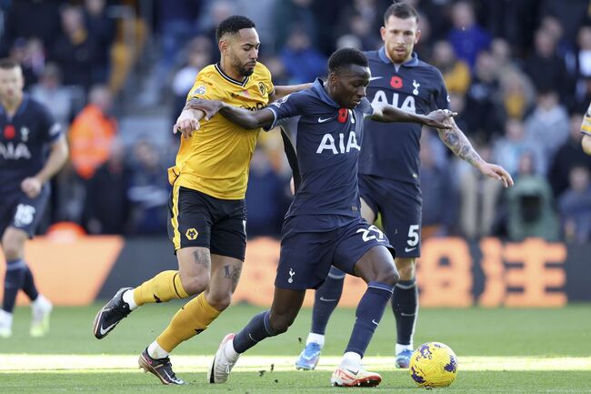 Màn đụng độ Tottenham Hotspur vs Wolves